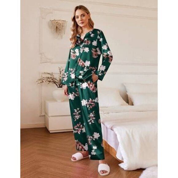 Women's 2-Piece Silk Satin PJs- Comfy Long Sleeve Sleep & Lounge Set Medium - Picture 2 of 6